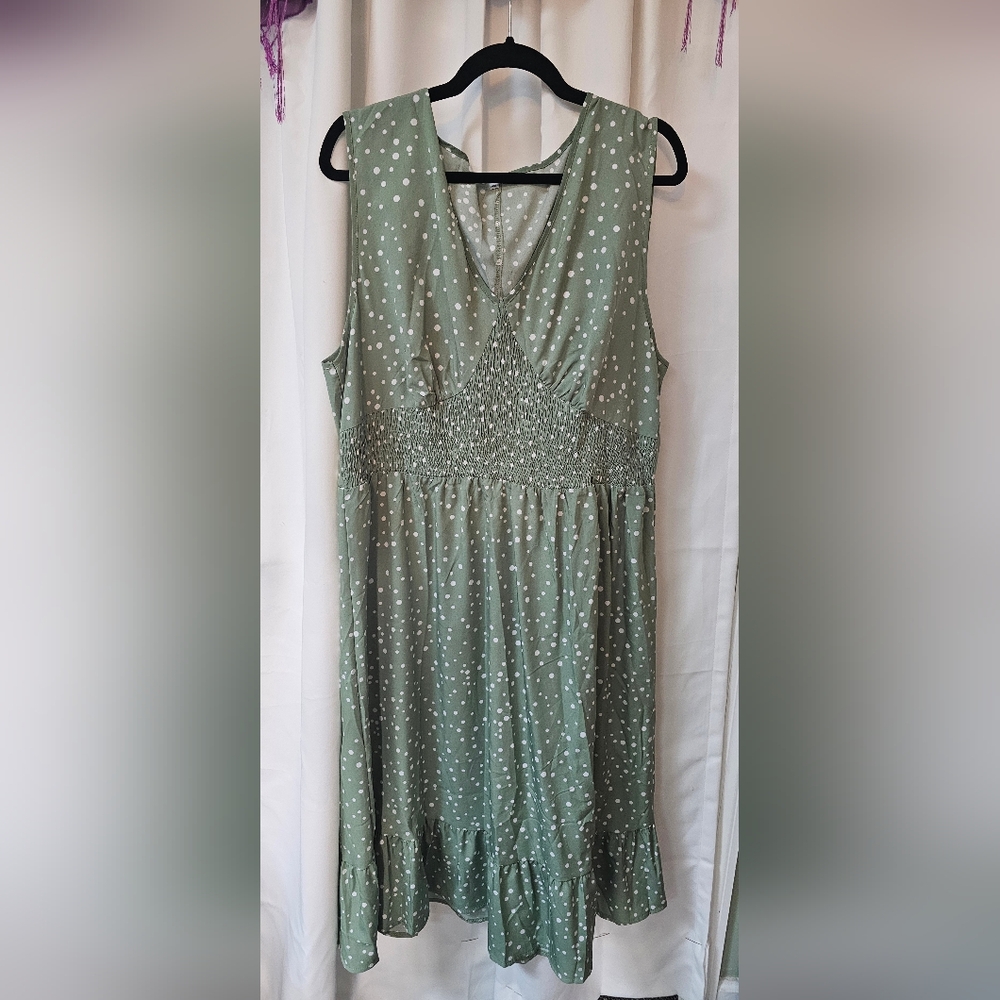 Elegant Green Polka Dot Dress